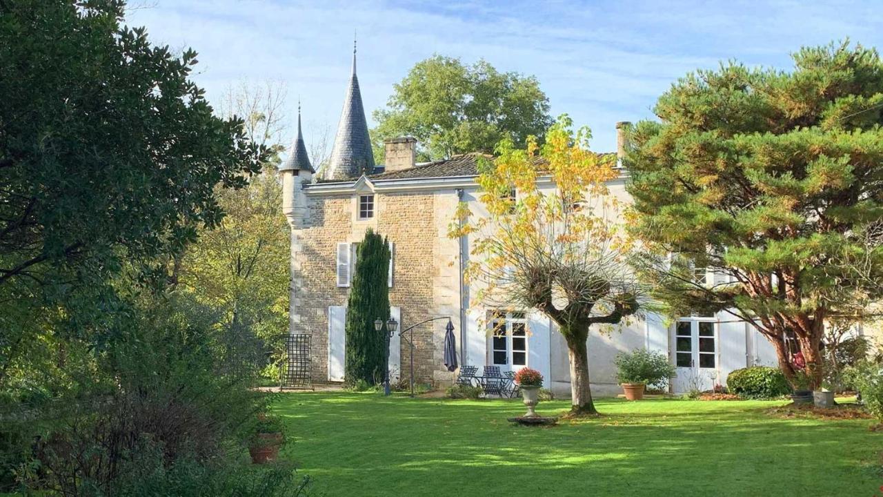 Mazette! Le Chateau Ниор Екстериор снимка